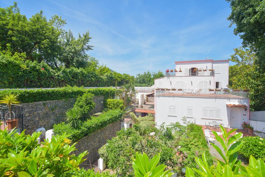 Residence Aegidius Ischia Bagian luar foto
