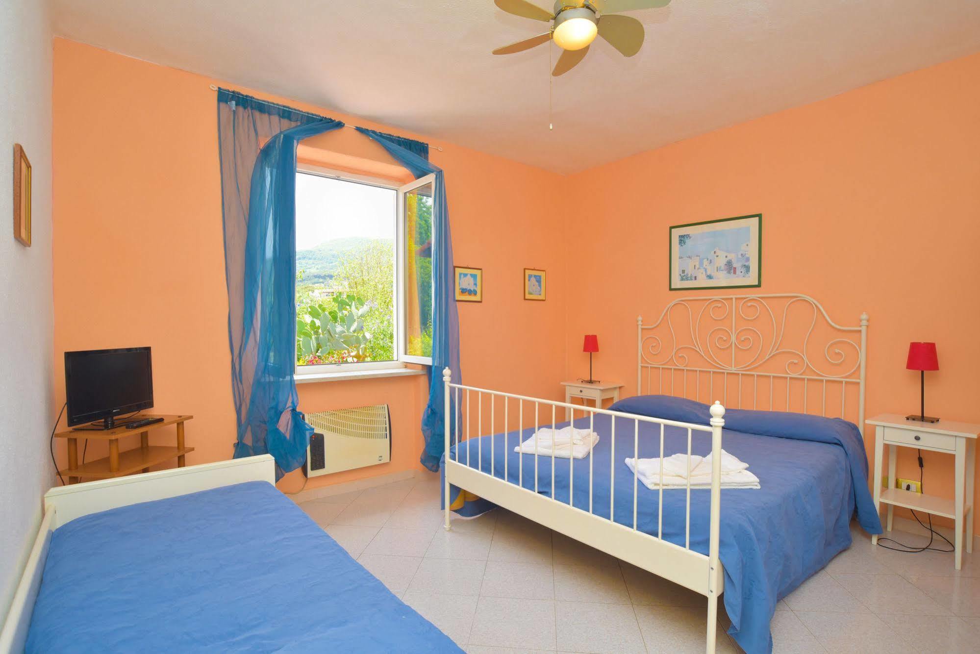 Residence Aegidius Ischia Bagian luar foto